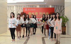 创始人杨毅